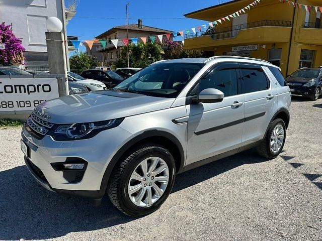 Usata Land Rover Discovery Sport HSE Luxury 190 CV (139 kW) 2015 Argento SUV