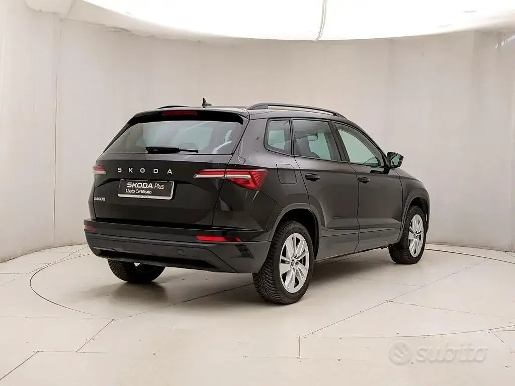 Usata Skoda Karoq Executive 150 CV (110 kW) 2025 Nero SUV