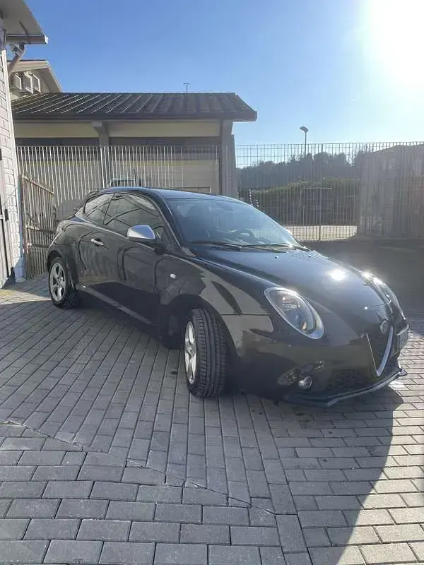 Usata Alfa Romeo MiTo Super 95 CV (69 kW) 2016 Utilitaria