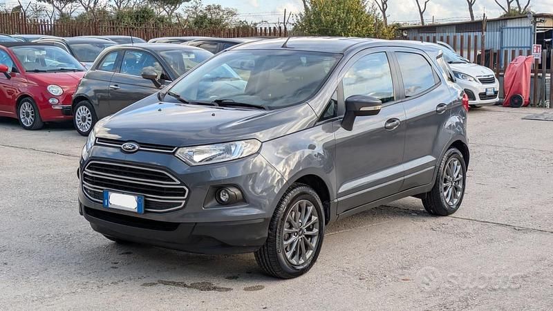 Usata Ford Ecosport 125 CV (91 kW) 2015 Grigio SUV