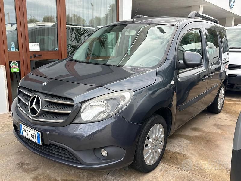 Usata Mercedes Citan 109 Business 90 CV (66 kW) 2018 Grigio Station wagon