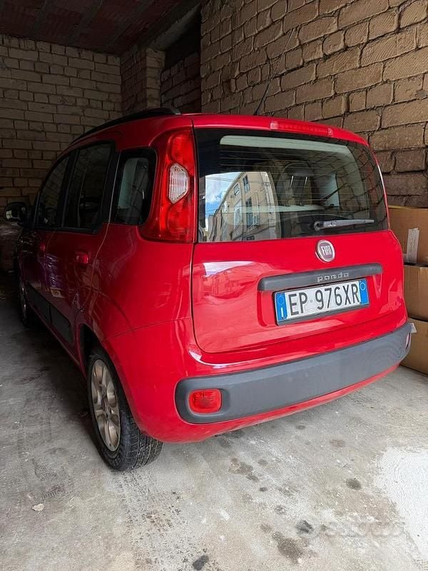 Usata Fiat Panda 69 CV (50 kW) 2013 Rosso Utilitaria