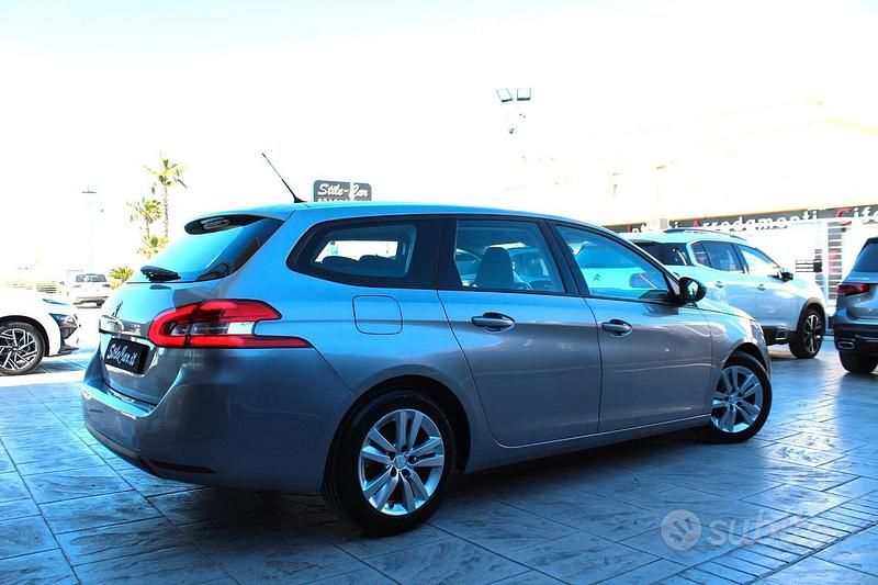 Usata Peugeot 308 Business-Line 102 CV (75 kW) 2019 Grigio Station wagon