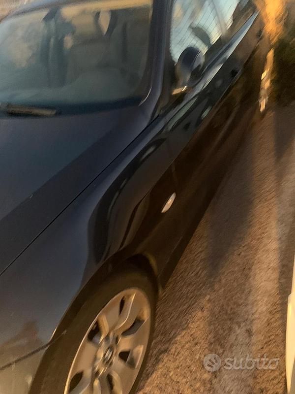 Usata BMW 320 2006 Blu Berlina