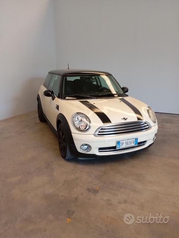 Usata Mini Cooper 120 CV (88 kW) 2008 Bianco Utilitaria