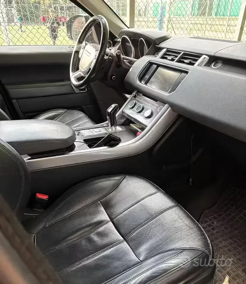 Usata Land Rover Range Rover 249 CV (183 kW) 2014 Grigio SUV