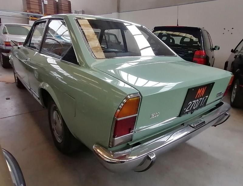 Usata Fiat 1600 Sport 110 CV (80 kW) 1973 Verde Coupé