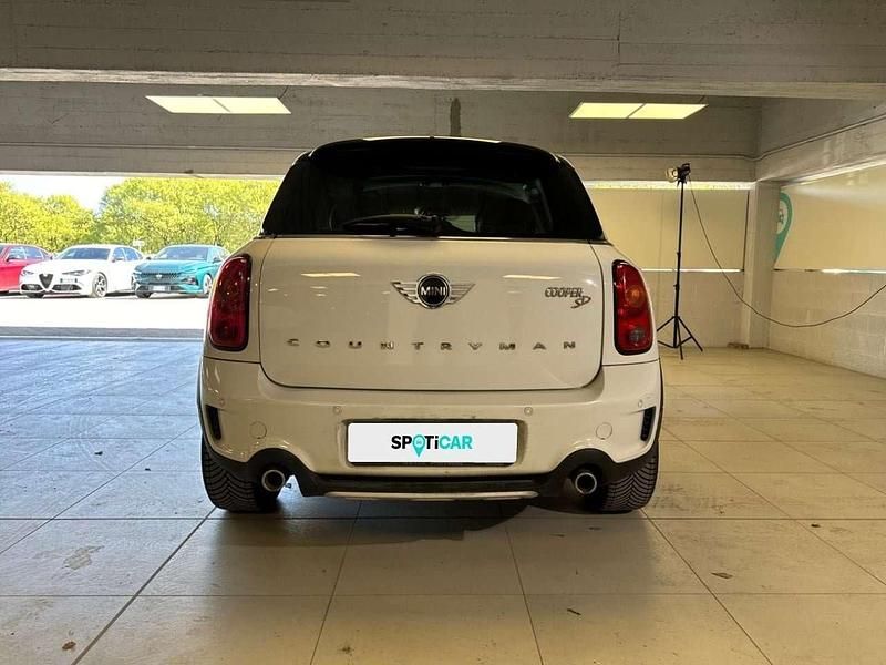 Usata Mini Cooper SD Business 143 CV (105 kW) 2016 Bianco Utilitaria