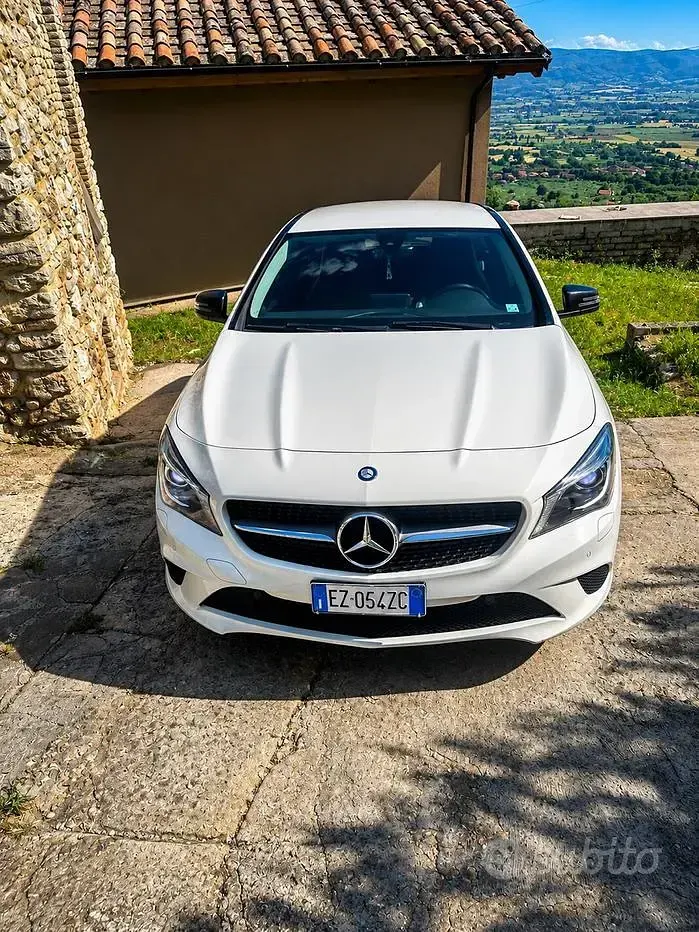 Usata Mercedes CLA220 177 CV (130 kW) 2015 Bianco Coupé