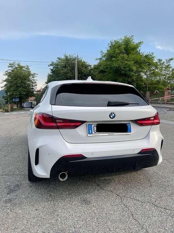 Usata BMW 116 M Sport 116 CV (85 kW) 2020 Bianco Utilitaria