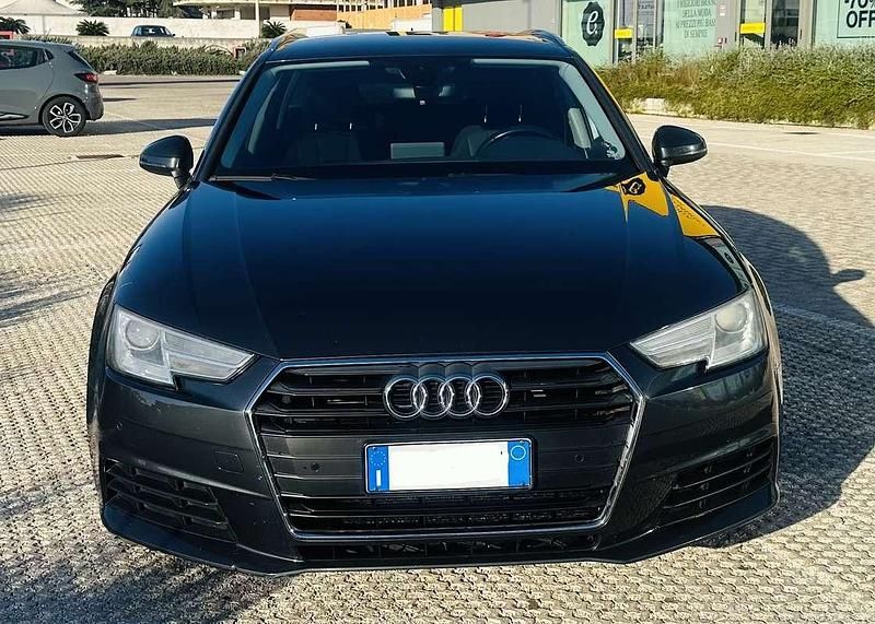 Usata Audi A4 Business 150 CV (110 kW) 2017 Grigio Station wagon