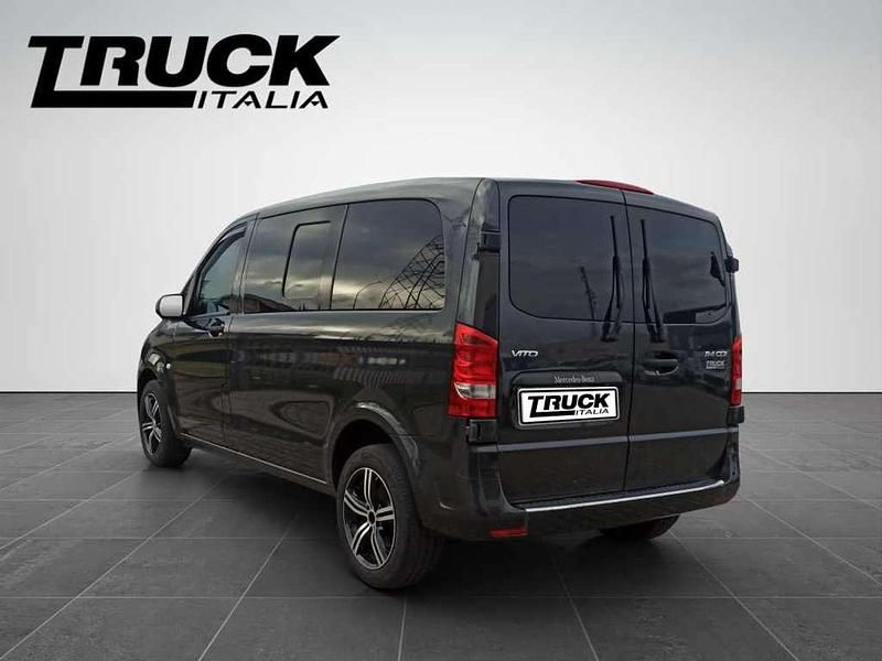 Usata Mercedes Vito 136 CV (100 kW) 2022 Grigio metalizzato Furgone