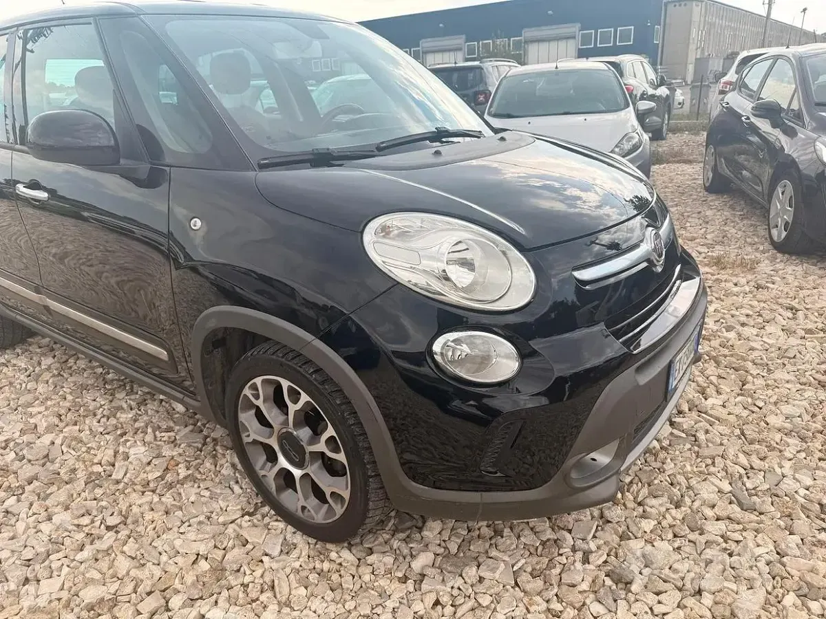 Usata Fiat 500L Trekking 85 CV (62 kW) 2014 Nero Monovolume