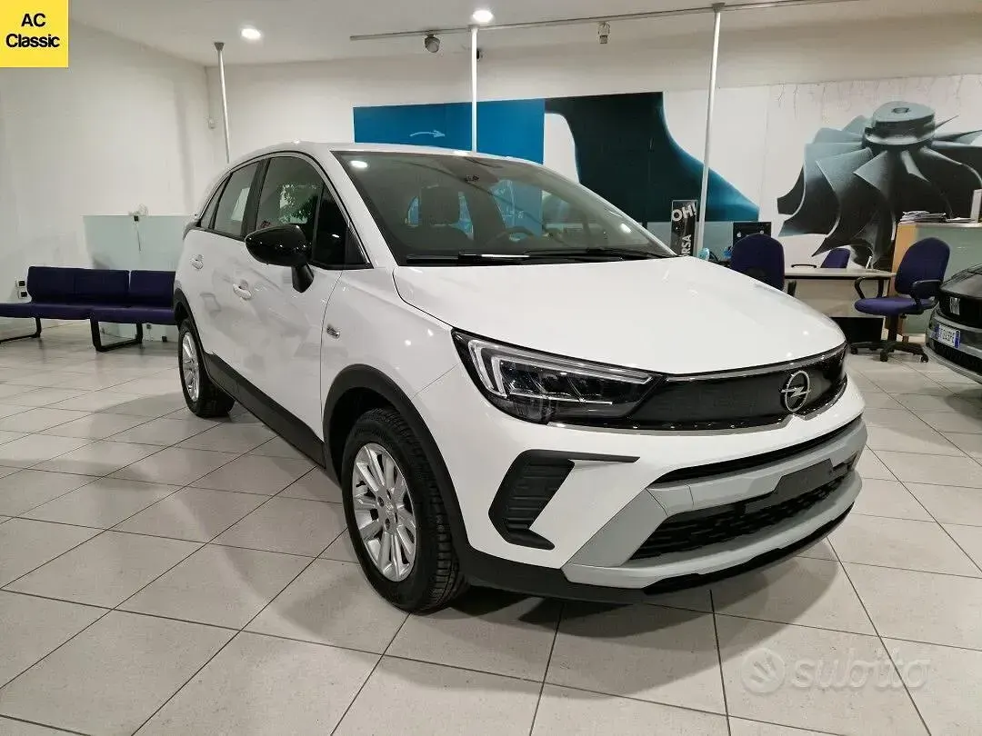 Usata Opel Crossland Elegance 120 CV (88 kW) 2022 Bianco SUV