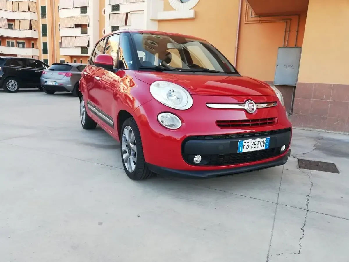 Usata Fiat 500L Lounge 95 CV (69 kW) 2015 Rosso Monovolume