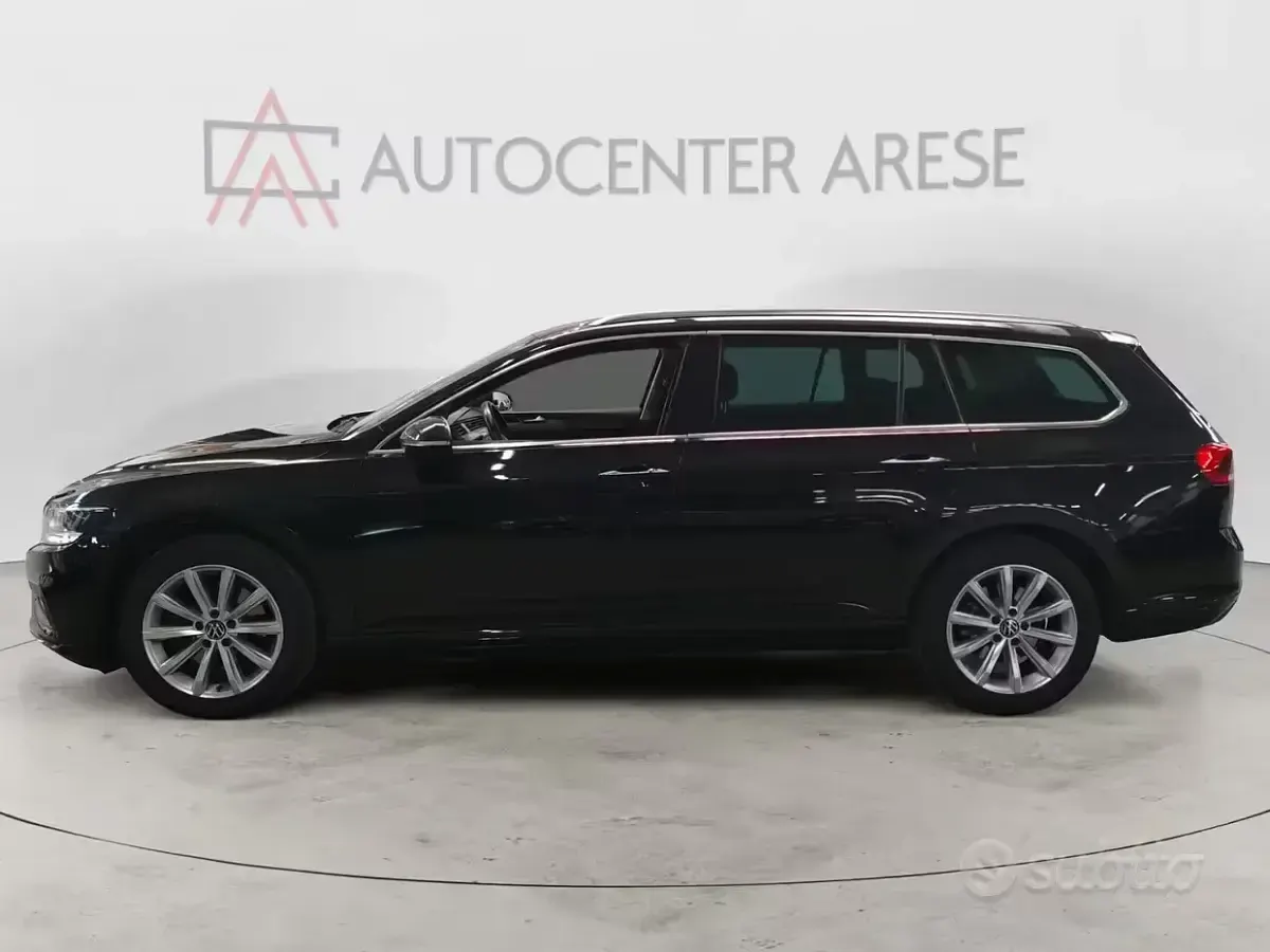 Usata VW Passat Business 150 CV (110 kW) 2022 Grigio Station wagon