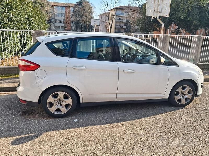Usata Ford C-MAX 115 CV (84 kW) 2014 Bianco Monovolume