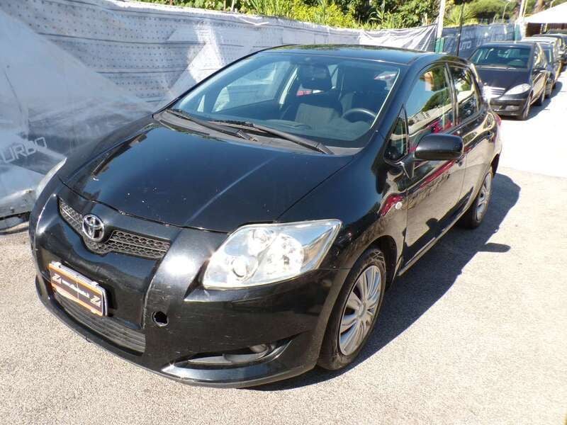 Usata Toyota Auris Sol 126 CV (92 kW) 2007 Nero Berlina
