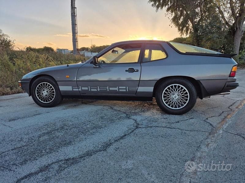 Usata Porsche 924 125 CV (91 kW) 1980 Grigio Coupé