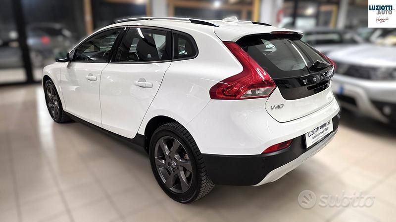 Occasion Volvo V40 CC 120 ch (88 kW) 2016 Blanc Break