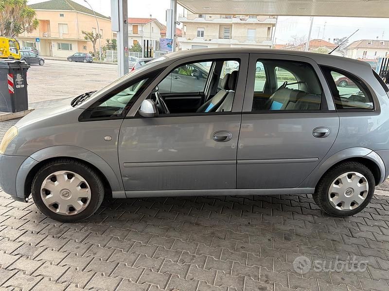 Occasion Opel Meriva 90 ch (66 kW) 2004 Monospace