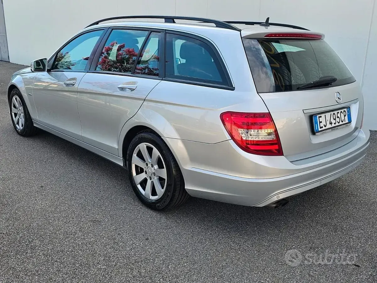Usata Mercedes C200 Avantgarde 170 CV (125 kW) 2011 Grigio Station wagon