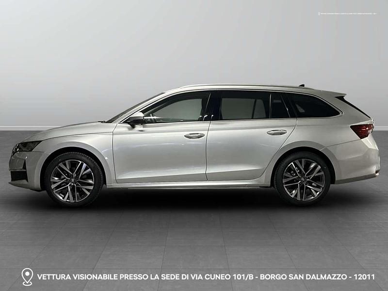 Nuova Skoda Octavia Style 150 CV (110 kW) 2025 Argento brillante metallizzato Station wagon