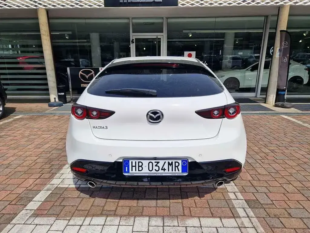 Nuova Mazda 3 Homura-Line 140 CV (102 kW) 2025 Arctic white Berlina