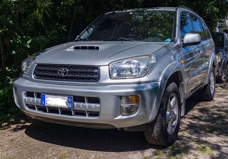 Usata 2002 Toyota RAV4 SUV | 1400 € (Super prezzo) - Immagine 1/1