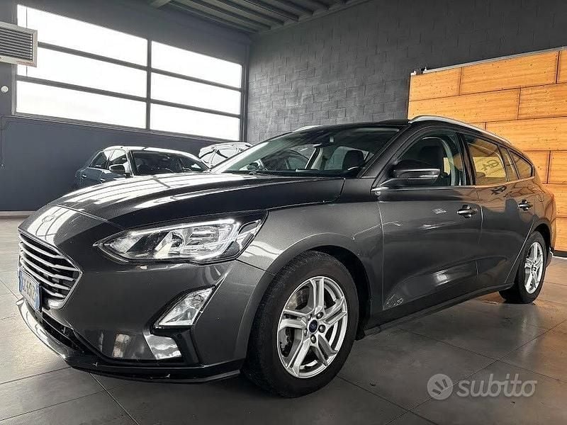 Grigio Usata 2020 Ford Focus Station wagon | 9990 € (Super prezzo) - Immagine 1/4