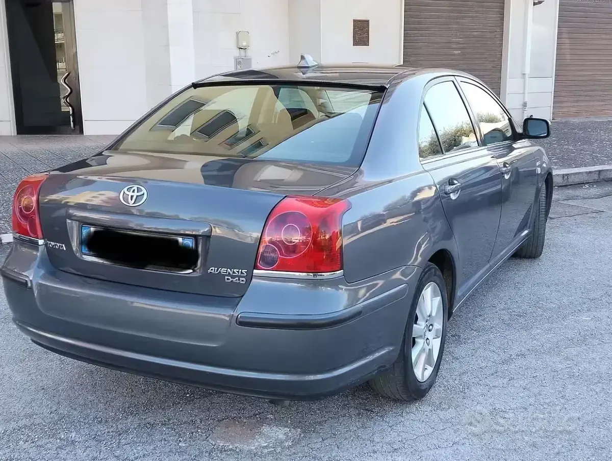 Usata Toyota Avensis 2008 Berlina