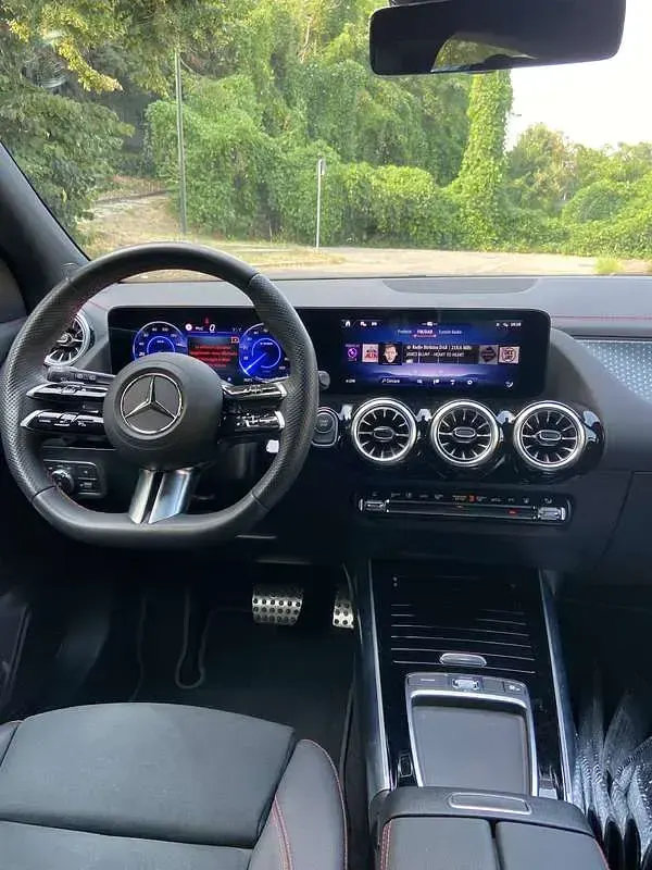 Usata Mercedes EQA350 AMG Line Premium 139 kW (189 CV) 2024 Nero SUV