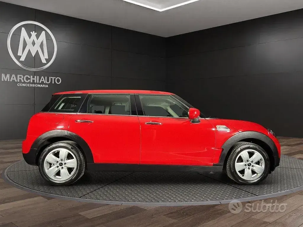 Usata Mini Clubman Classic 116 CV (85 kW) 2020 Rosso Station wagon