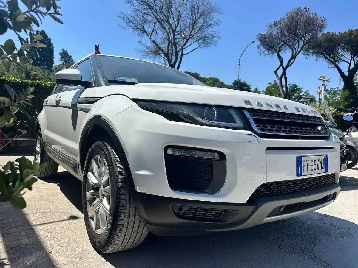 Usata Land Rover Range Rover evoque 179 CV (131 kW) 2016 Bianco SUV