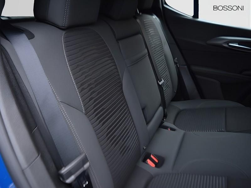 Usata Alfa Romeo Tonale Sprint 131 CV (96 kW) 2024 Blu SUV
