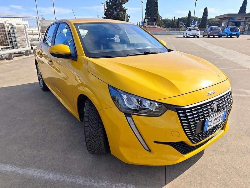 Begagnad Peugeot 208 Active 101 HK (74 kW) 2021 Gul Halvkombi