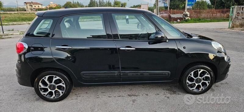 Usata Fiat 500L Mirror 95 CV (69 kW) 2020 Nero Monovolume