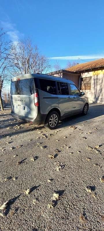 Usata Ford Tourneo Courier 125 CV (91 kW) 2024 Monovolume