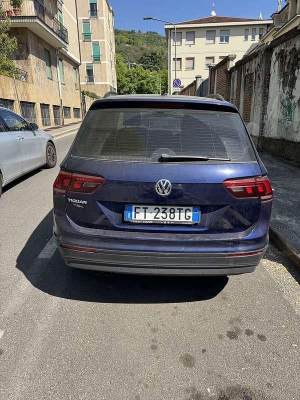 Usata VW Tiguan Business 125 CV (91 kW) 2018 Blu/azzurro SUV