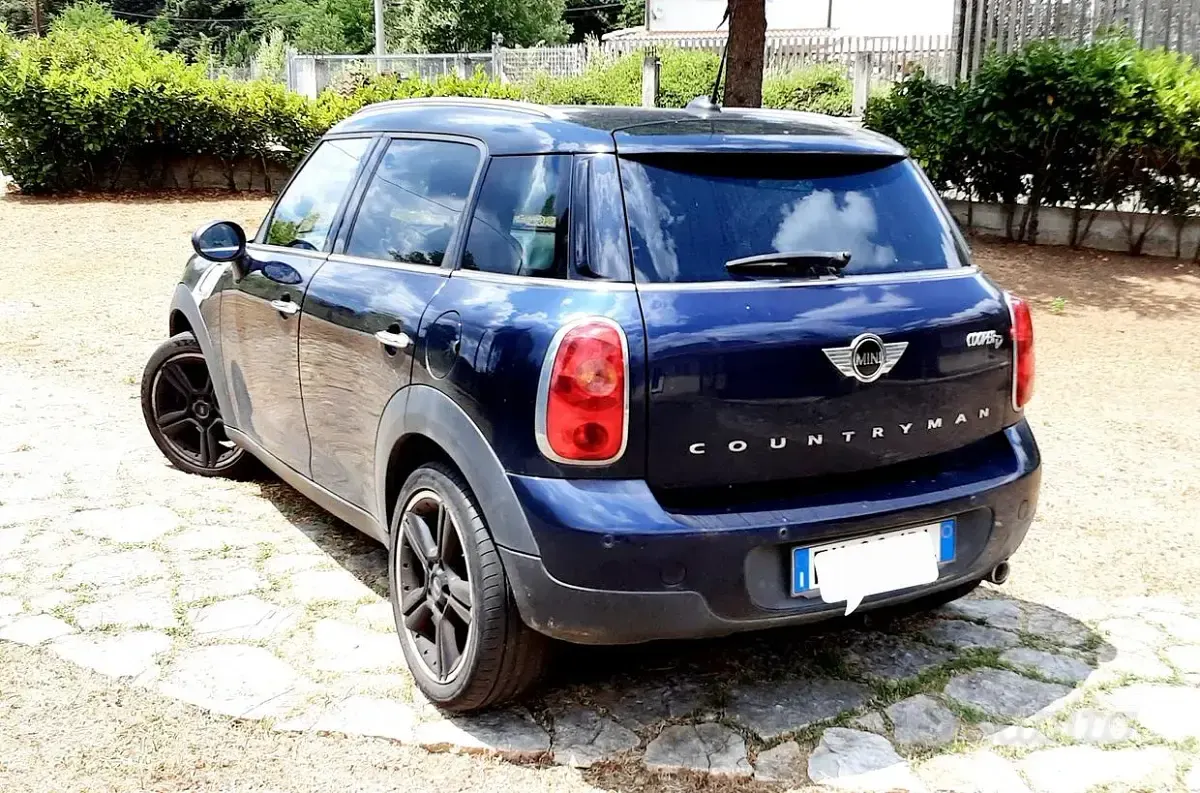 Usata Mini Cooper 122 CV (89 kW) 2016 Blu Utilitaria