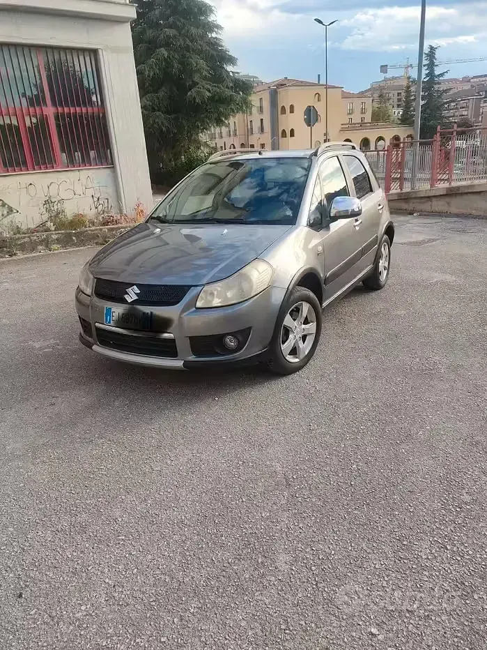 Usata Suzuki SX4 135 CV (99 kW) 2011 Grigio SUV