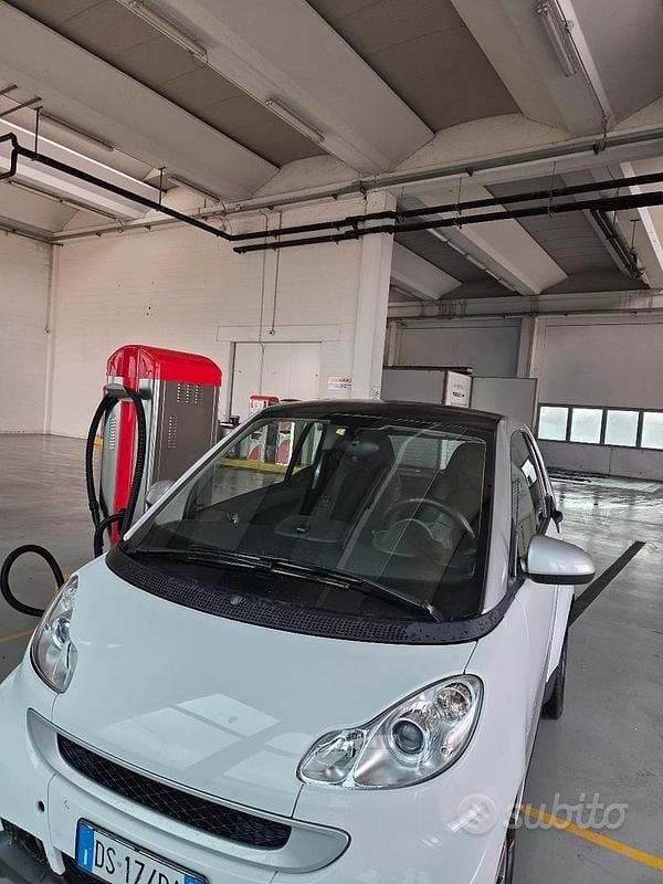 Bianco Usata 2008 Smart ForTwo Coupé Coupé | 3500 € (Buon prezzo) - Immagine 1/4