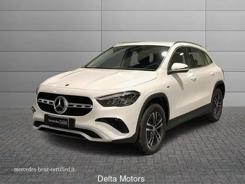 Usata Mercedes GLA250 Advanced 218 CV (160 kW) 2025 SUV