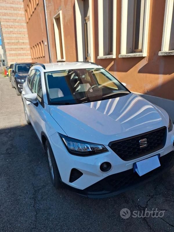 Usata Seat Arona Style 90 CV (66 kW) 2023 Bianco SUV