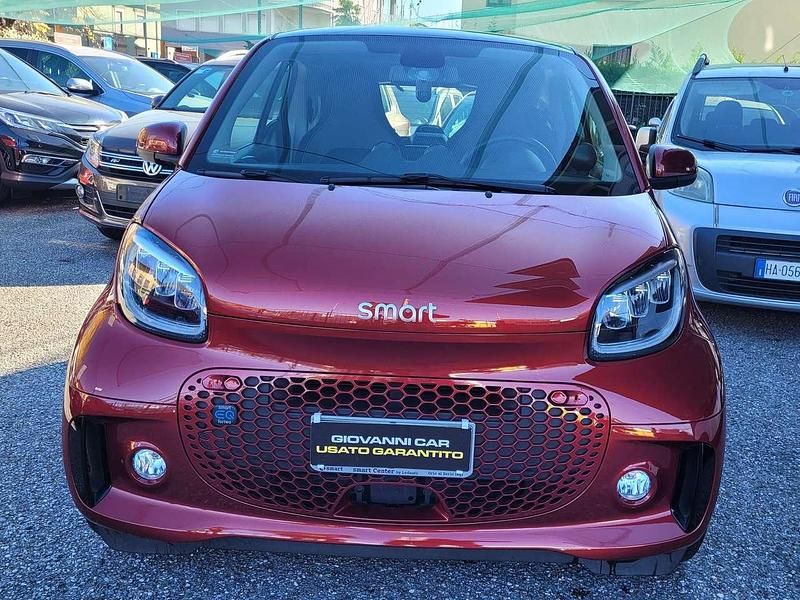 Rosso Usata 2021 Smart ForTwo Coupé Utilitaria | 11.600 € (Buon prezzo) - Immagine 1/4