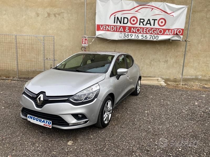 Usata Renault Clio IV Intens 75 CV (55 kW) 2019 Grigio Berlina