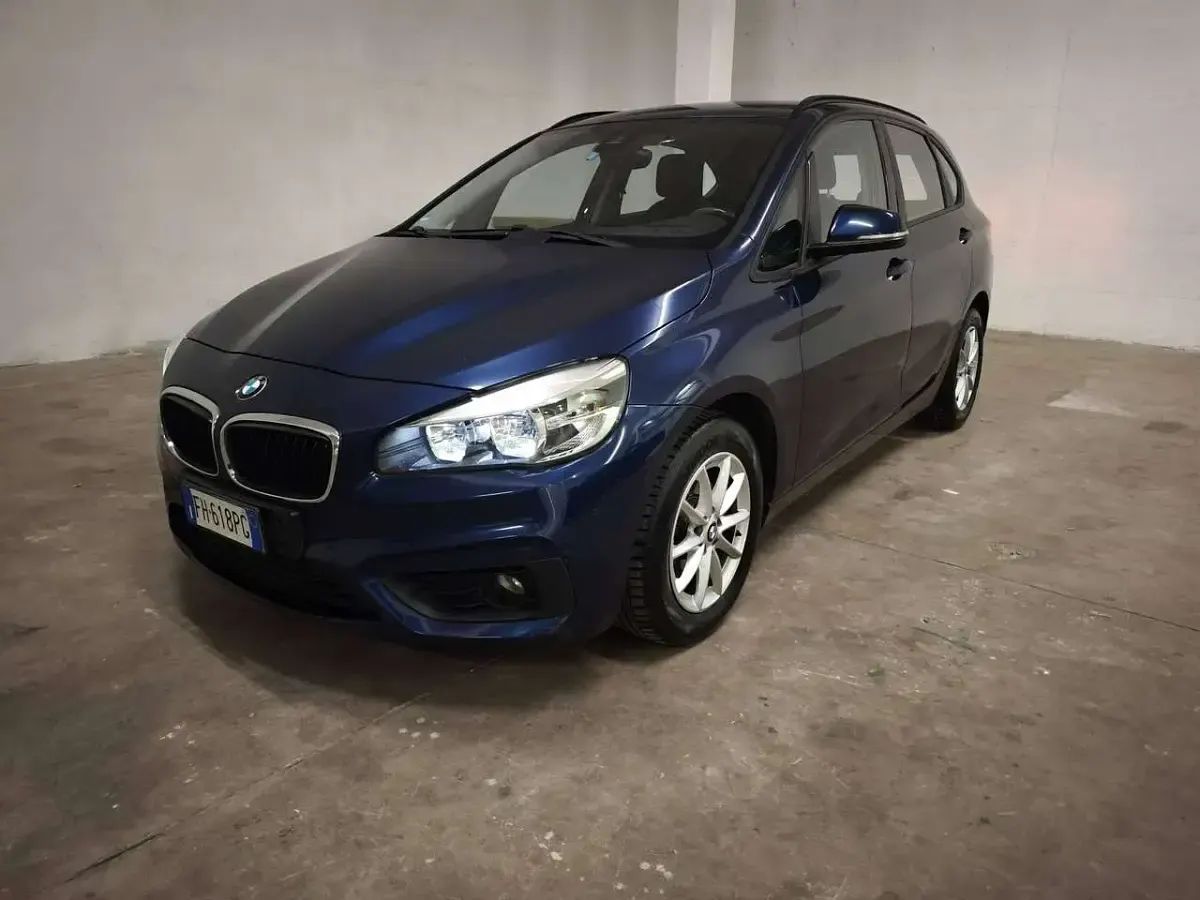 Usata BMW 216 Active Tourer Luxury Line 116 CV (85 kW) 2015 Blu/azzurro Monovolume