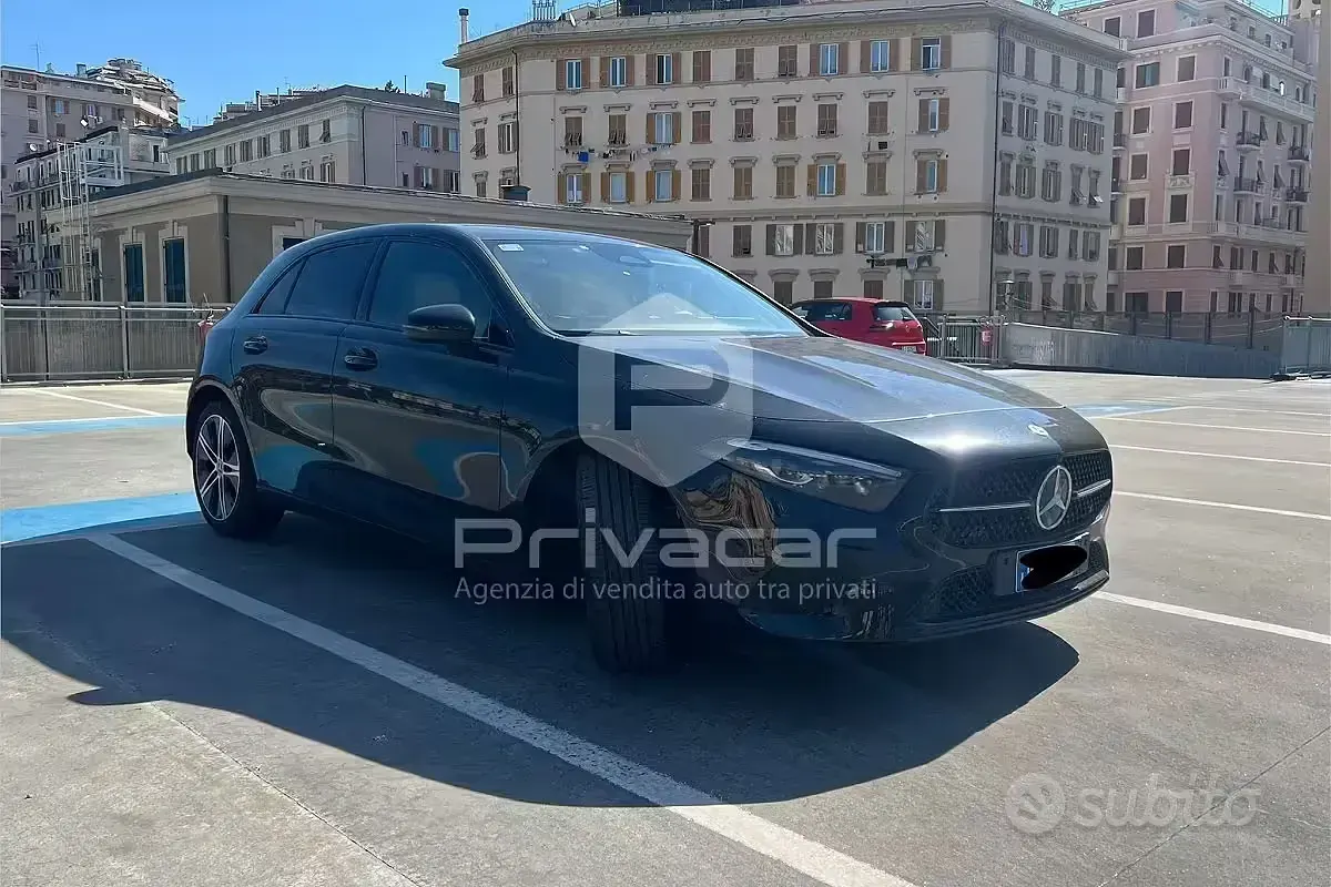 Usata Mercedes A180 Advanced 136 CV (100 kW) 2025 Nero Utilitaria