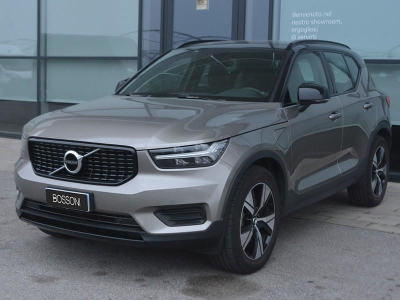 Usata Volvo XC40 R-Design 129 CV (94 kW) 2021 Grigio SUV