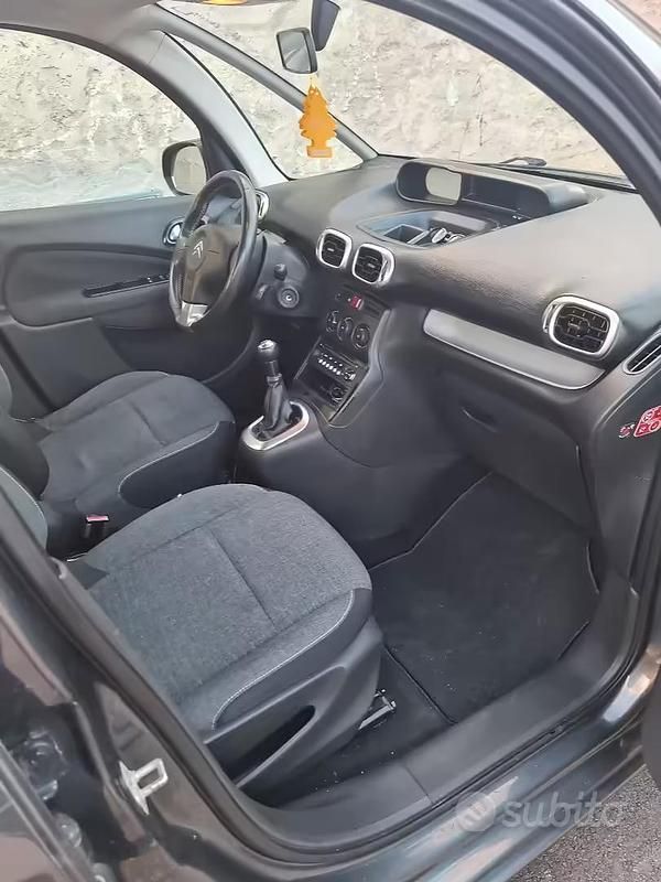 Usata Citroën C3 Picasso 2016 Grigio Monovolume